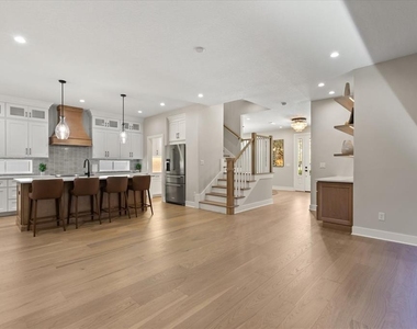 1077 Minnesota Avenue - Photo Thumbnail 14