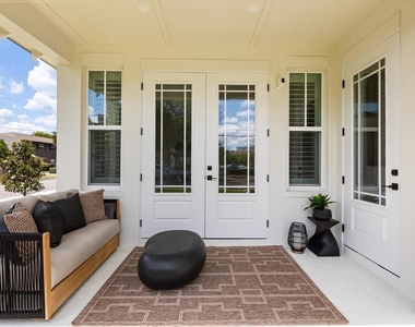 1077 Minnesota Avenue - Photo Thumbnail 8