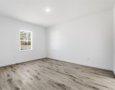 4473 Sw 168th Lane - Photo Thumbnail 17