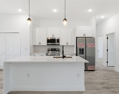 4473 Sw 168th Lane - Photo Thumbnail 12