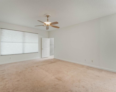 7284 Hawksnest Boulevard - Photo Thumbnail 12