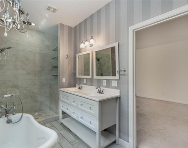 7284 Hawksnest Boulevard - Photo Thumbnail 15