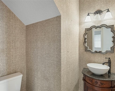 7284 Hawksnest Boulevard - Photo Thumbnail 10