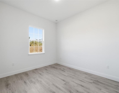 3699 Sw 169th Place - Photo Thumbnail 22