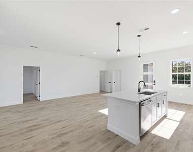 3699 Sw 169th Place - Photo Thumbnail 10