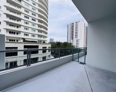 101 S Eola Drive - Photo Thumbnail 13