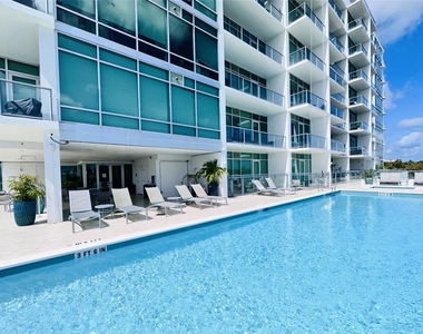 101 S Eola Drive - Photo Thumbnail 54
