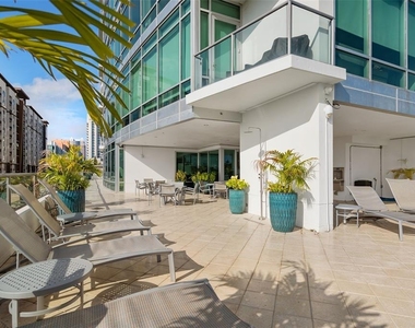 101 S Eola Drive - Photo Thumbnail 22