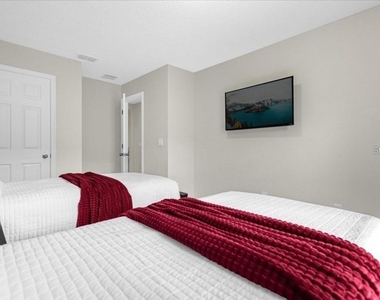 1540 Carey Palm Circle - Photo Thumbnail 15
