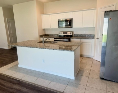 2257 Litchfield Loop - Photo Thumbnail 6