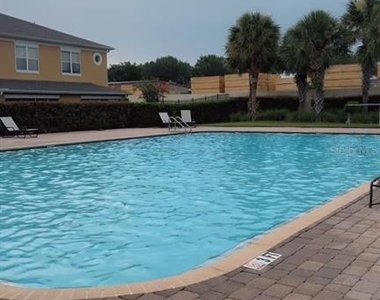774 Chelsea Drive - Photo Thumbnail 14