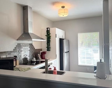 774 Chelsea Drive - Photo Thumbnail 3