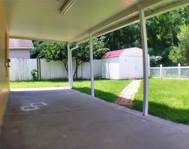 2320 Justin Avenue - Photo Thumbnail 12