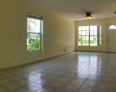 2320 Justin Avenue - Photo Thumbnail 6