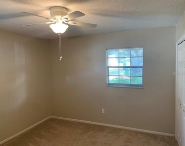 700 Green Road - Photo Thumbnail 15