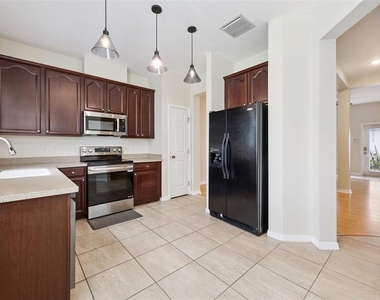 13007 Langstaff Drive - Photo Thumbnail 2
