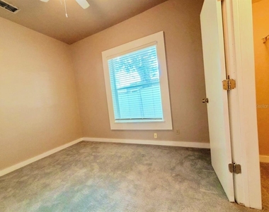 109 E Winter Park Street - Photo Thumbnail 11