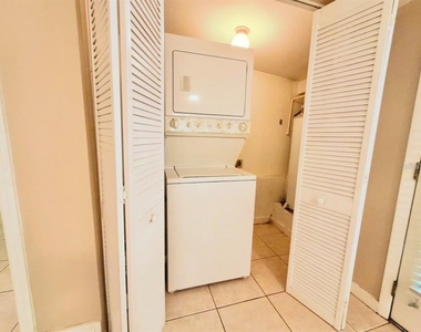109 E Winter Park Street - Photo Thumbnail 21