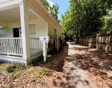 109 E Winter Park Street - Photo Thumbnail 2