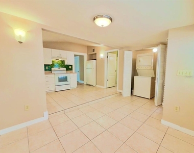 109 E Winter Park Street - Photo Thumbnail 20