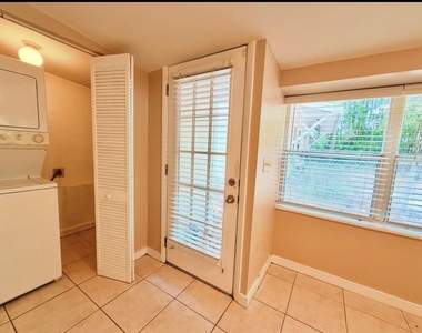 109 E Winter Park Street - Photo Thumbnail 22