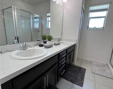 2510 Sedge Grass Way - Photo Thumbnail 33