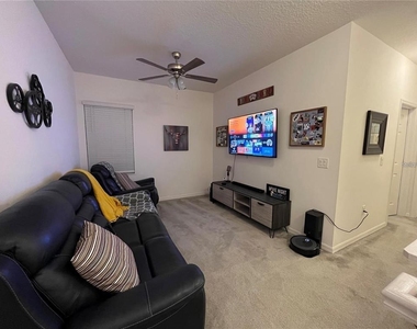2510 Sedge Grass Way - Photo Thumbnail 16