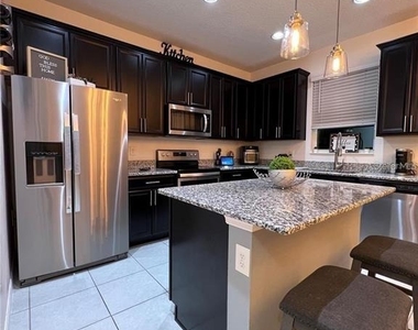 2510 Sedge Grass Way - Photo Thumbnail 9