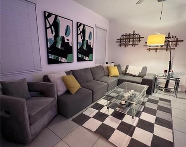 2510 Sedge Grass Way - Photo Thumbnail 3