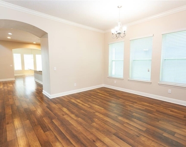 8202 Bellow Street - Photo Thumbnail 4