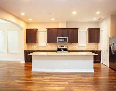 8202 Bellow Street - Photo Thumbnail 6