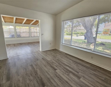 341 Bayshore Drive - Photo Thumbnail 3