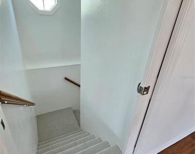 341 Bayshore Drive - Photo Thumbnail 25