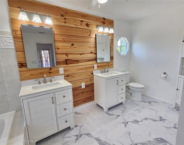 341 Bayshore Drive - Photo Thumbnail 34
