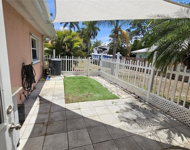 341 Bayshore Drive - Photo Thumbnail 7