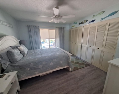2437 Harbor Boulevard - Photo Thumbnail 7