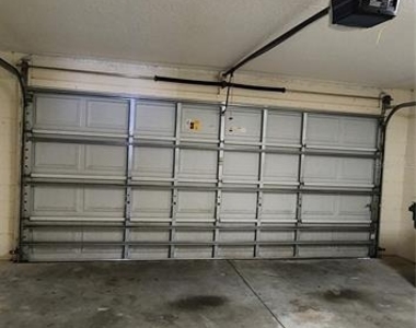 1512 Prairie Lake Boulevard - Photo Thumbnail 10