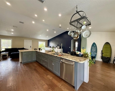 42 Renworth Lane - Photo Thumbnail 12