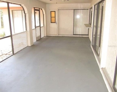 22182 Peachland Boulevard - Photo Thumbnail 19