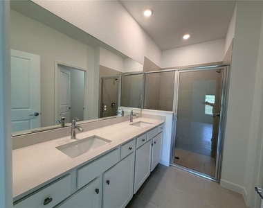 3917 Passion Vine Dr - Photo Thumbnail 19