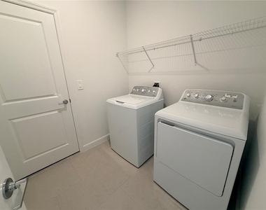 3917 Passion Vine Dr - Photo Thumbnail 17