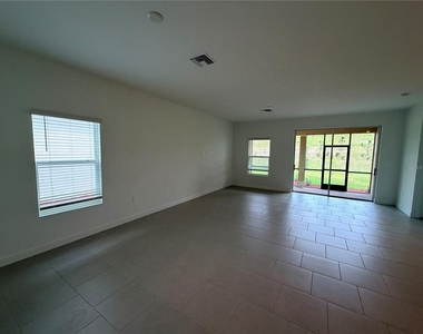 3917 Passion Vine Dr - Photo Thumbnail 9