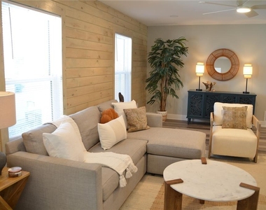 726 Birdsong Lane - Photo Thumbnail 6