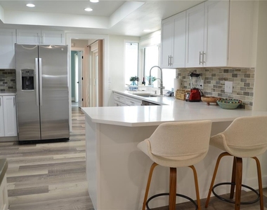 726 Birdsong Lane - Photo Thumbnail 16