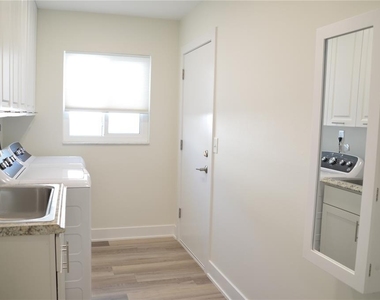 726 Birdsong Lane - Photo Thumbnail 28