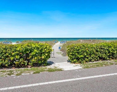 840 Bayport Way - Photo Thumbnail 38