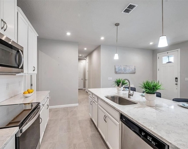 3747 Laughing Dove Avenue - Photo Thumbnail 16