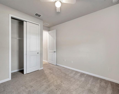 3747 Laughing Dove Avenue - Photo Thumbnail 23