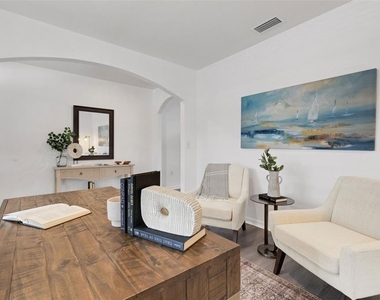 232 Tierra Verde Way - Photo Thumbnail 6