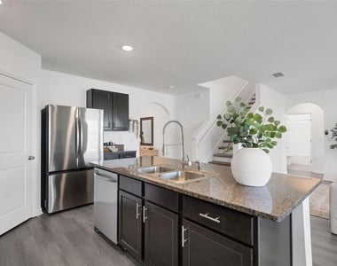 232 Tierra Verde Way - Photo Thumbnail 10
